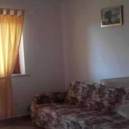 Apartamento Smilje I Maslina - One Bedroom With Terrace 2