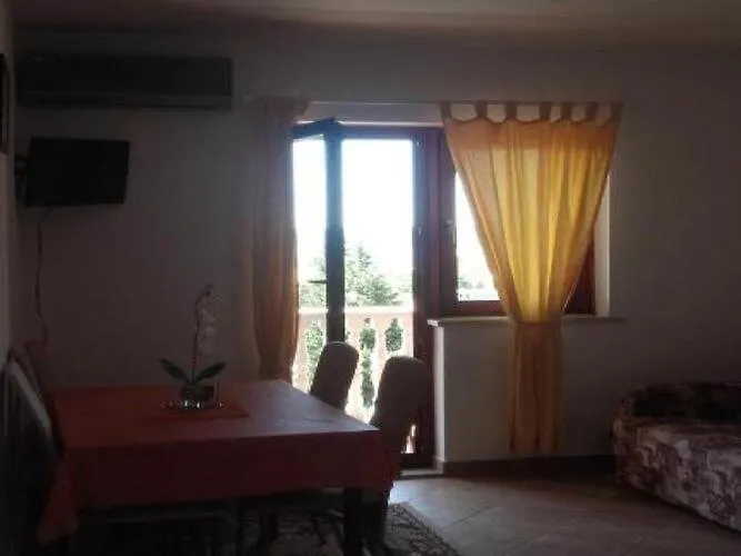 Smilje I Maslina - One Bedroom With Terrace 2 Апартаменты *