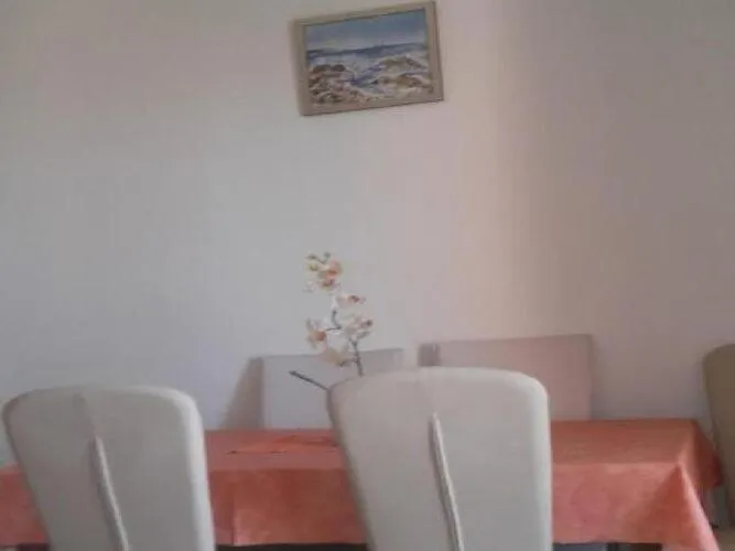 Апартаменты Smilje I Maslina - One Bedroom With Terrace 2